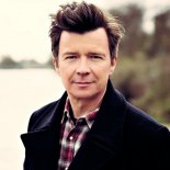 Rick Astley – Hold Me In Your Arms (Extended Mix)