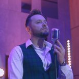 Bartosz Abramski - Miłości dotyk (Radio Edit)