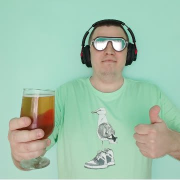 Sophie Ellis Bextor x Alex Kenji - Not Giving Up On Love x Pressure (Kulfon Mash-UP)